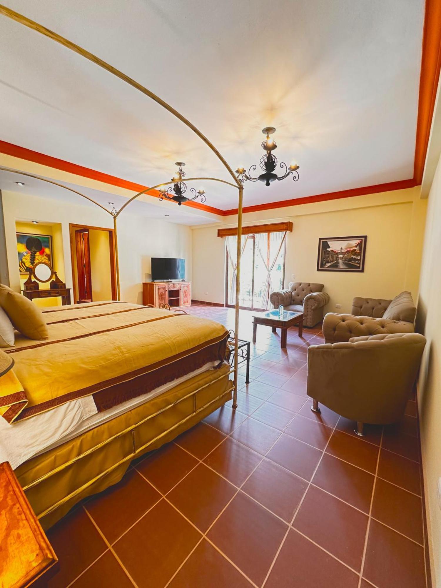 Hotel Jotam Panajachel Esterno foto