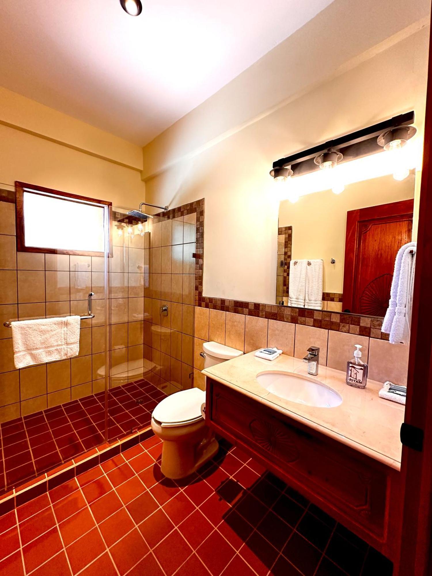 Hotel Jotam Panajachel Esterno foto