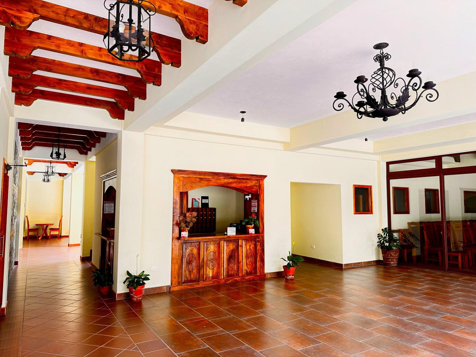 Hotel Jotam Panajachel Esterno foto