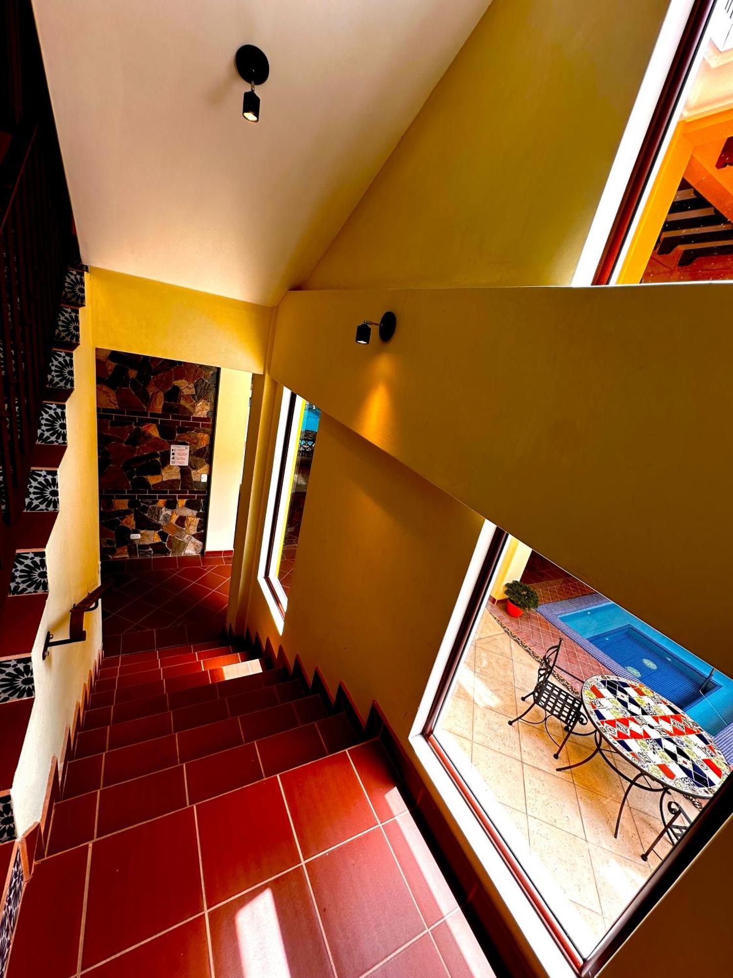 Hotel Jotam Panajachel Esterno foto