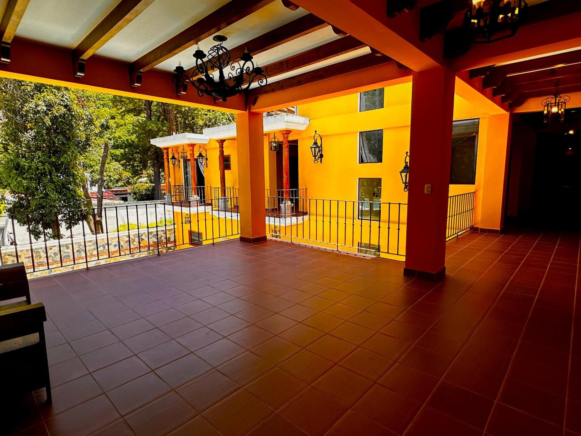 Hotel Jotam Panajachel Esterno foto