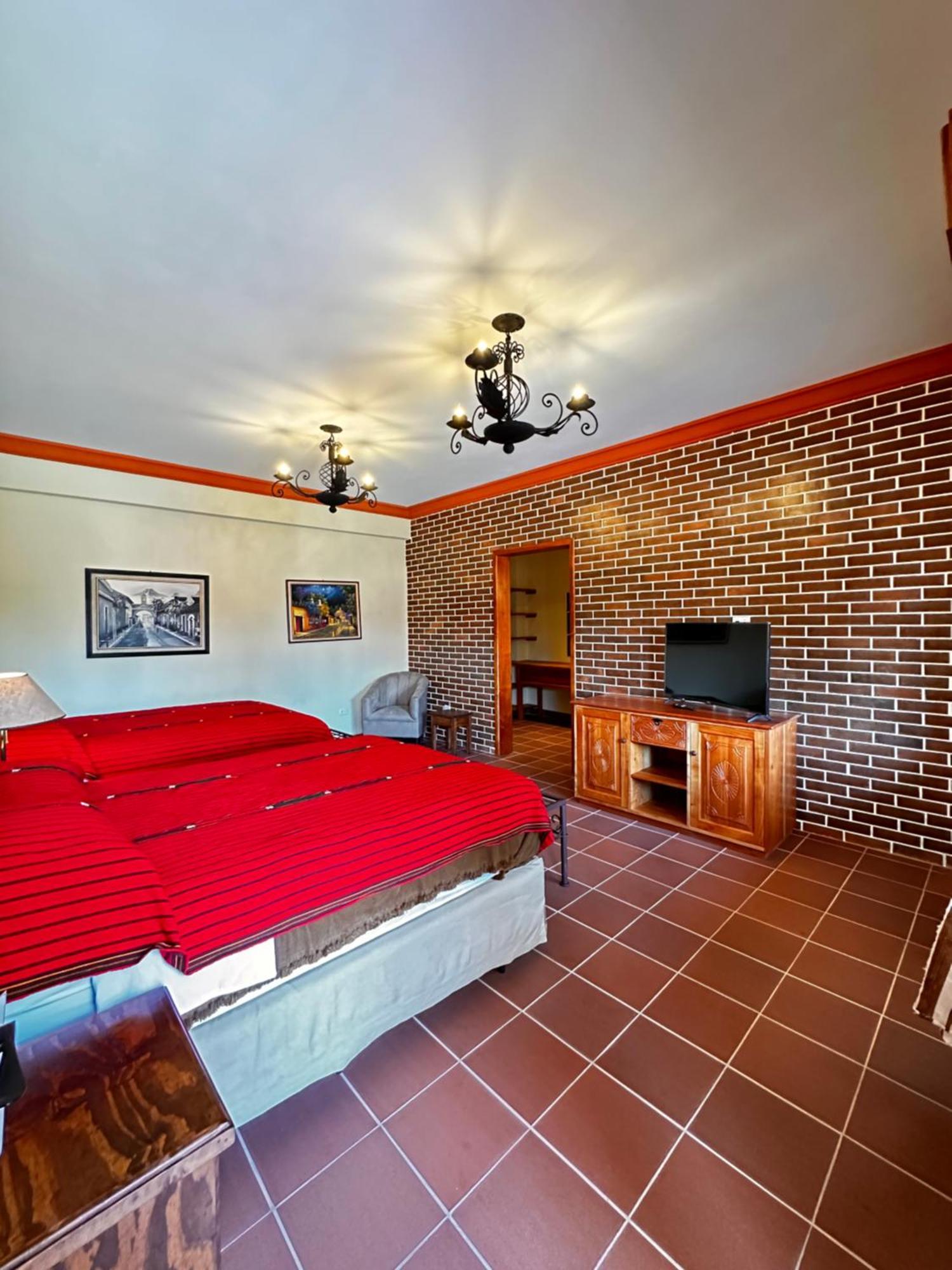 Hotel Jotam Panajachel Esterno foto